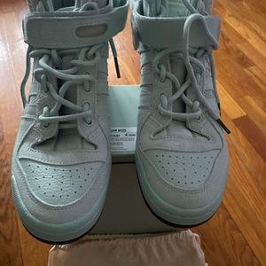 Adidas Ivy Park Sneakers